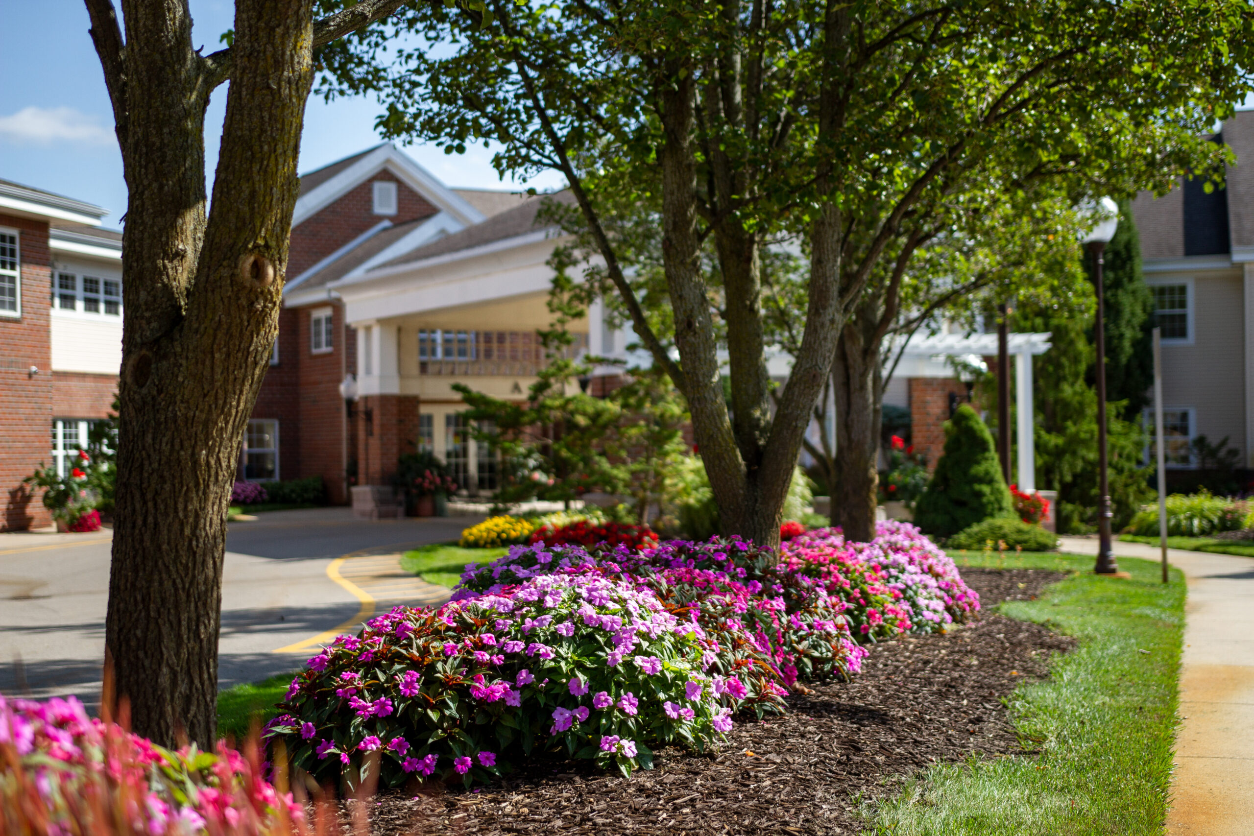 Manor & Villages Entrance (Aug. 2020)